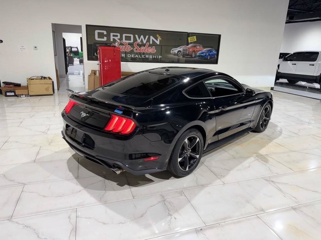 Used 2019 Ford Mustang Coupe RWD image 8