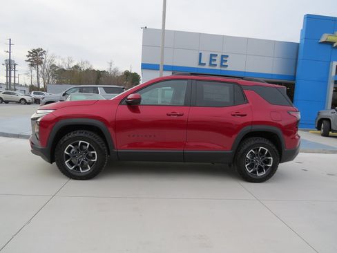 New 2026 Chevrolet Equinox ACTIV FWD image 2