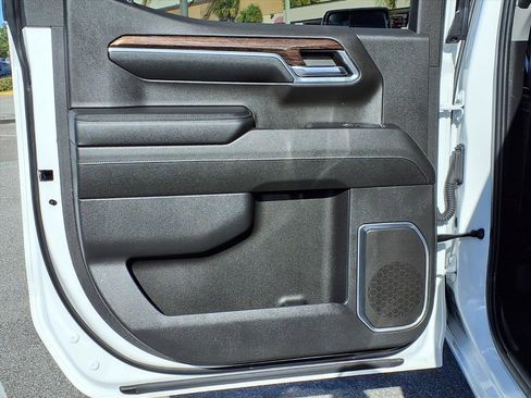 Used 2024 GMC Sierra 1500 SLE w/ Enhanced Capability Package image 21