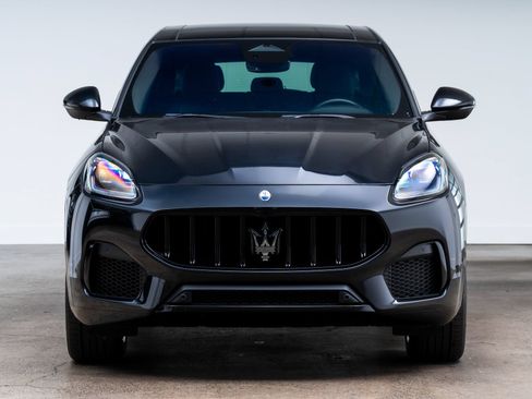 Used 2023 Maserati Grecale Modena AWD/4WD image 2