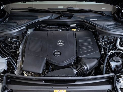 Certified 2026 Mercedes-Benz GLC 300 4MATIC image 36
