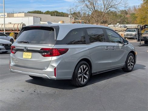 New 2026 Honda Odyssey EX-L image 6