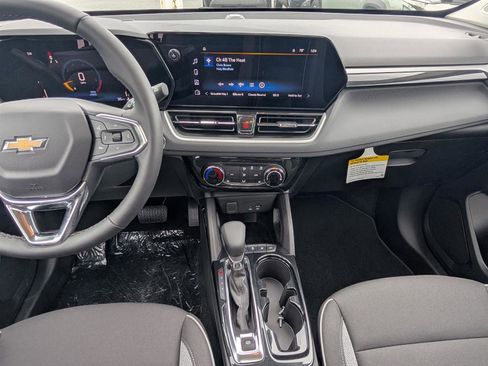 New 2025 Chevrolet TrailBlazer LT w/ LT Cold Weather Package image 13