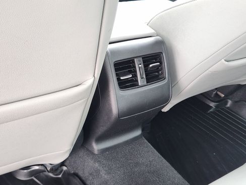 Used 2019 Honda Accord EX-L image 40