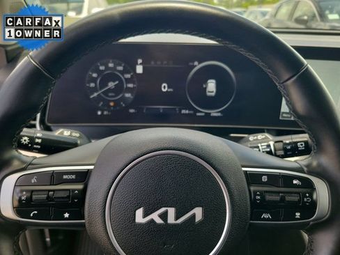 Used 2025 Kia Sportage SX FWD image 23