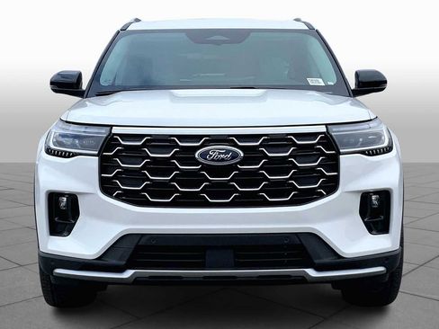 New 2026 Ford Explorer Platinum w/ LUX Leather Package image 3