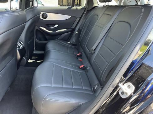 Used 2022 Mercedes-Benz GLC 300 image 19