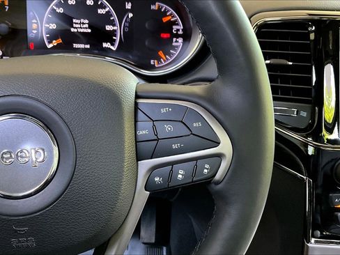 Used 2019 Jeep Grand Cherokee High Altitude AWD/4WD image 12