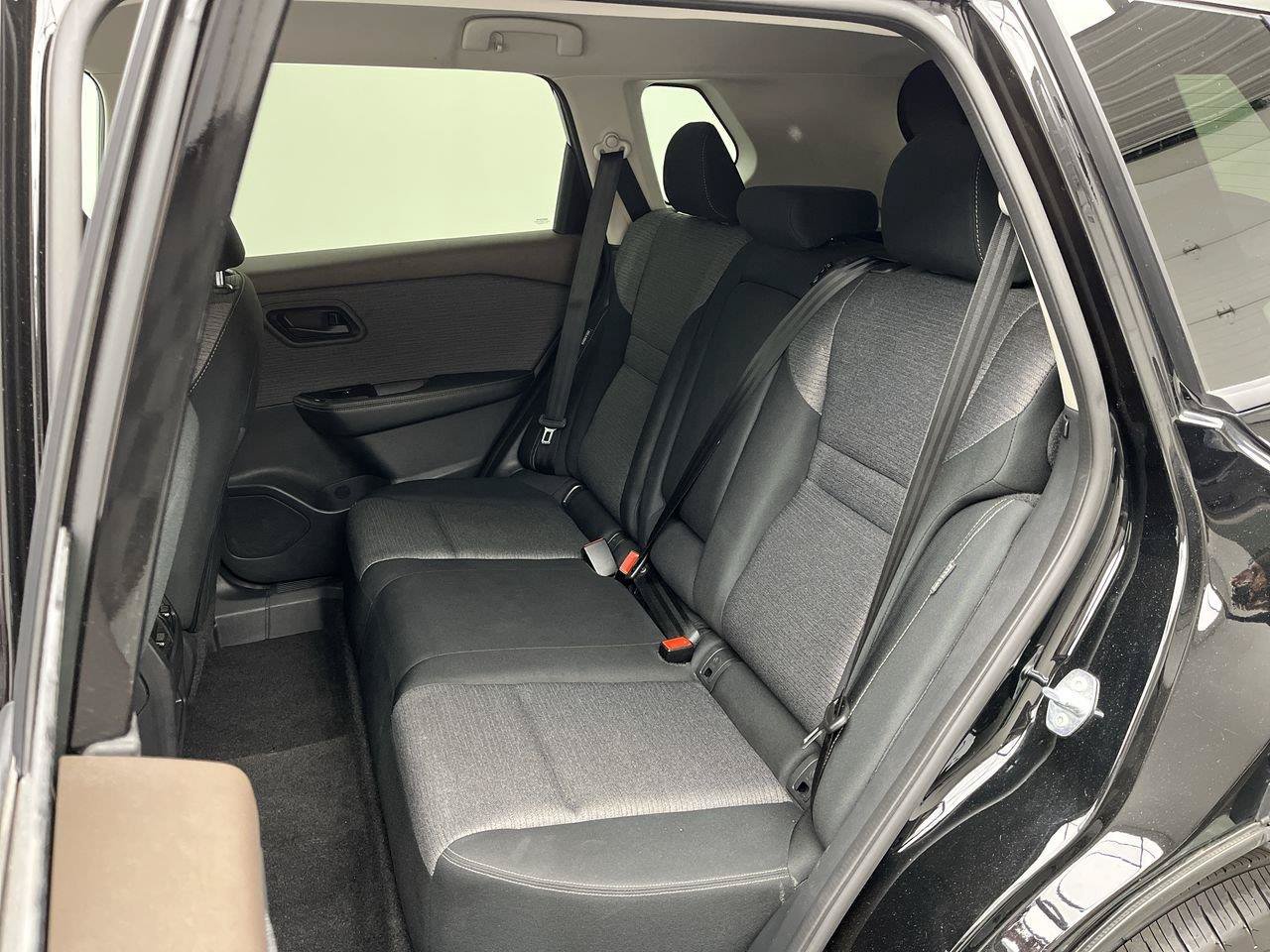 Used 2021 Nissan Rogue S AWD/4WD image 9