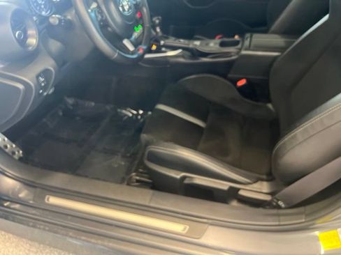 Used 2023 Toyota GR86 Premium w/ ALL Weather Mat Package (TMS) RWD image 24