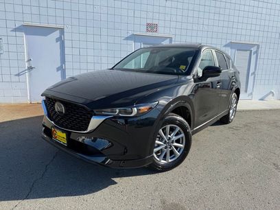 New 2025 MAZDA CX-5 AWD 2.5 S w/ Preferred Package