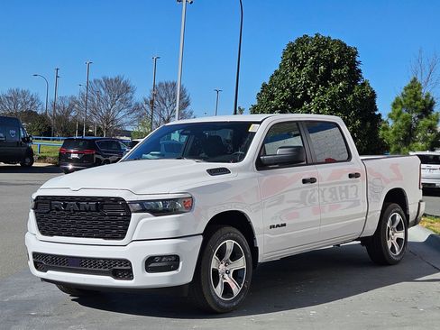 New 2026 RAM 1500 Express image 3