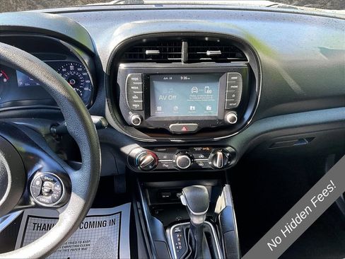 Used 2020 Kia Soul S FWD image 6