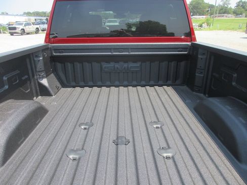 New 2026 GMC Sierra 2500 SLT AWD/4WD image 7