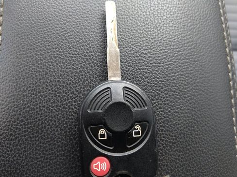 Used 2017 Ford Escape S FWD image 32