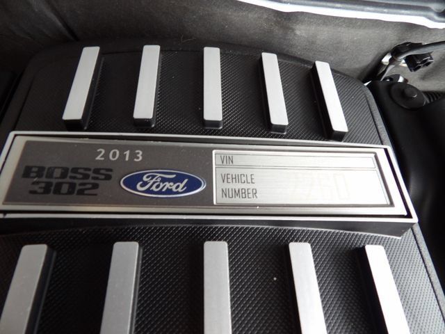 Used 2013 Ford Mustang Boss 302 w/ Boss 302 Accessory Pkg RWD image 30