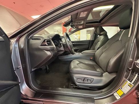 Certified 2023 Toyota Camry XSE w/ Navigation Package FWD image 11