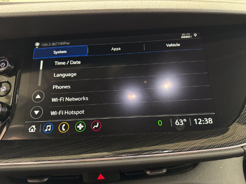 Used 2023 Buick Envision Essence AWD/4WD image 21