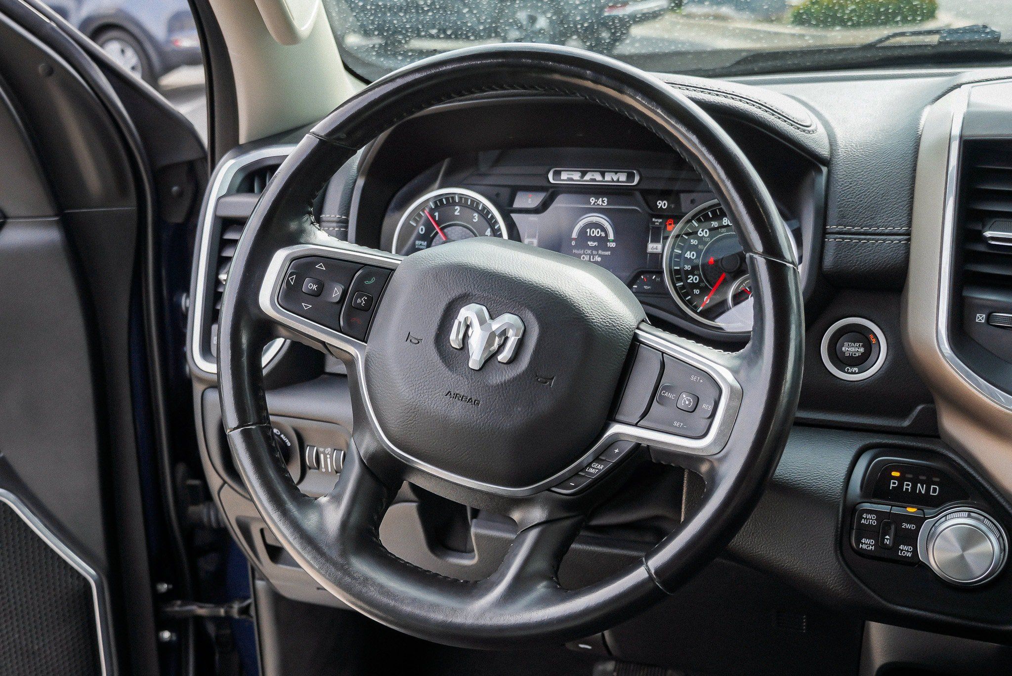 Used 2022 RAM 1500 Laramie AWD/4WD image 33