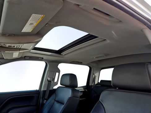 Used 2018 Chevrolet Silverado 1500 LTZ Z71 w/ Redline Edition image 27