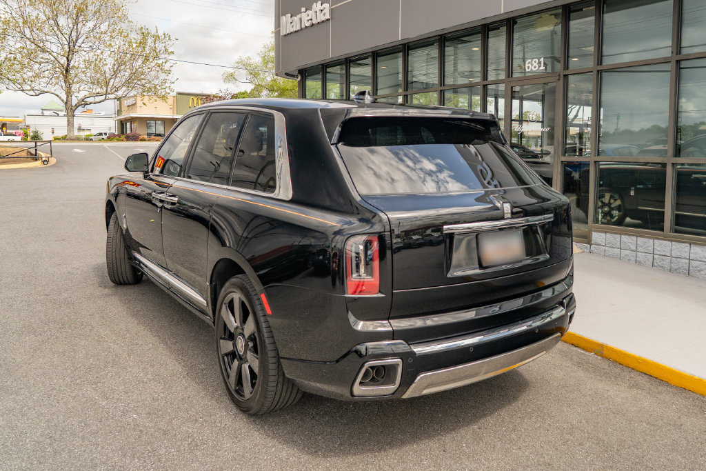 Used 2025 Rolls-Royce Cullinan AWD/4WD image 4