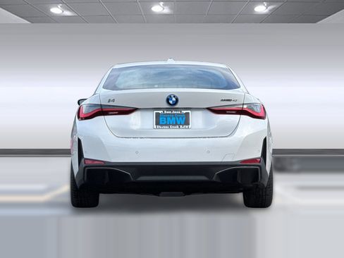 Used 2025 BMW i4 eDrive40 w/ Premium Package image 9
