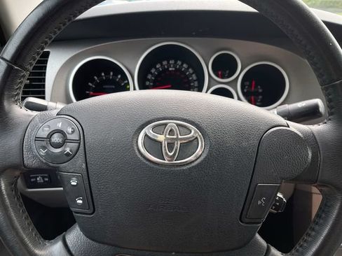 Used 2013 Toyota Tundra Limited w/ Memory Pkg AWD/4WD image 12