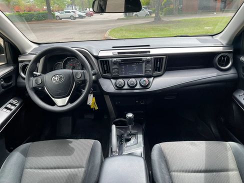 Used 2016 Toyota RAV4 LE image 15