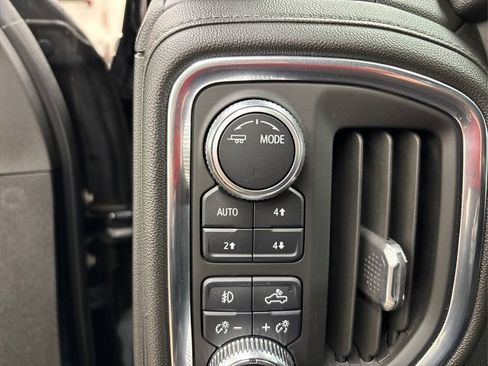 Used 2022 GMC Sierra 3500 Denali image 38