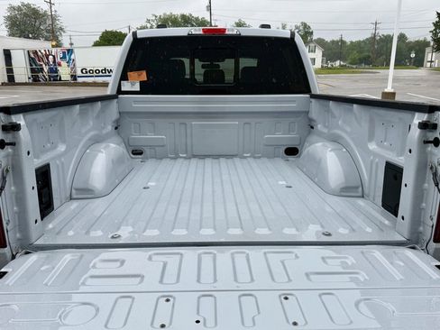 New 2025 Ford F150 Lariat w/ Equipment Group 502A High image 19