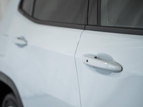 Certified 2023 Jeep Compass Latitude AWD/4WD image 14