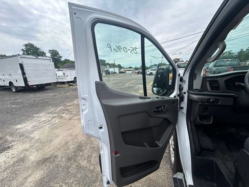 Used 2025 Ford Transit 250 Low Roof w/ Exterior Upgrade Package RWD image 16