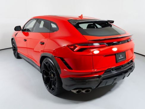 Used 2024 Lamborghini Urus Performante image 12