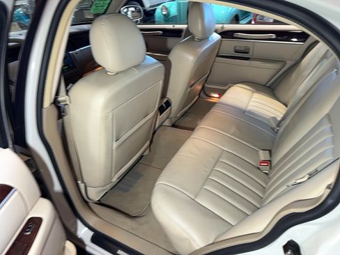 Used 2007 Lincoln Town Car Signature RWD image 51