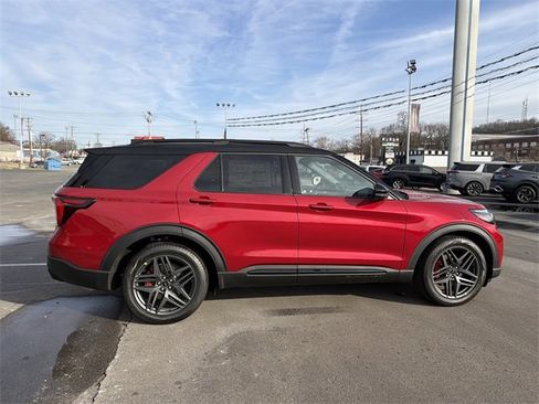 New 2026 Ford Explorer ST w/ Sun And Sound Package image 3