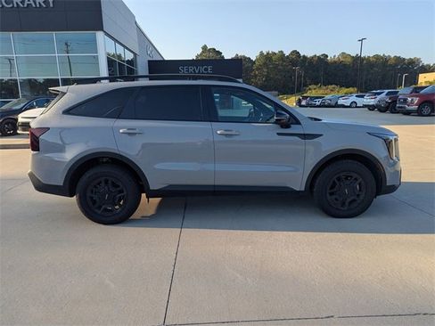 Used 2024 Kia Sorento SX Prestige w/ Sage Leather Package image 2