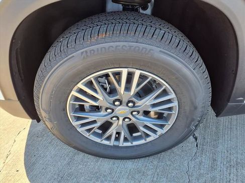 New 2026 Chevrolet Traverse LT image 26