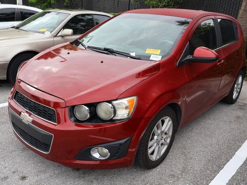 Used 2015 Chevrolet Sonic LT w/ Wheels and Fog Lamp Package image 2