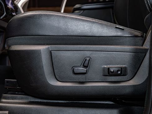 Used 2025 RAM 3500 Big Horn image 18