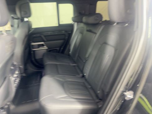Used 2022 Land Rover Defender 110 XS Edition image 16
