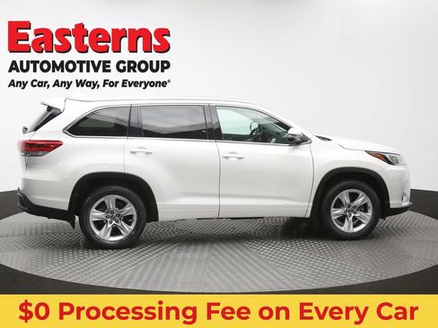 Used 2017 Toyota Highlander Limited Platinum AWD/4WD image 50