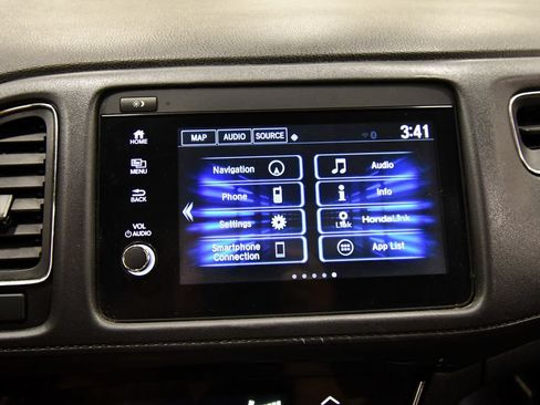 Certified 2020 Honda HR-V Touring image 23