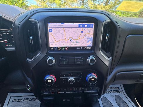 Used 2019 GMC Sierra 1500 Denali w/ Technology Package AWD/4WD image 19