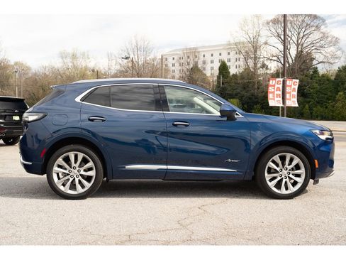 Certified 2023 Buick Envision Avenir image 8