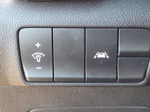 Used 2020 Kia Sportage LX image 28