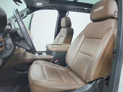 Used 2021 Chevrolet Tahoe High Country RWD image 19