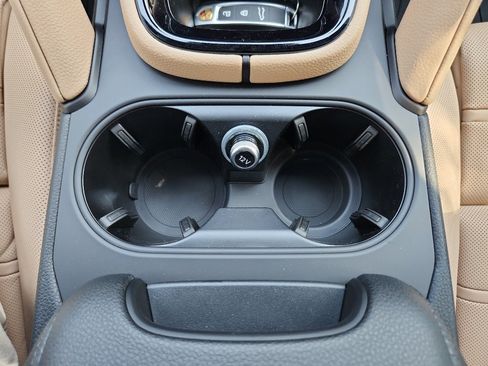 New 2026 Porsche Cayenne Coupe image 36