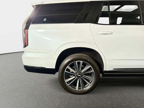 Used 2026 Cadillac Escalade Sport w/ Touring Package AWD/4WD image 19