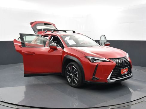 Used 2020 Lexus UX 250h w/ Premium Package image 42