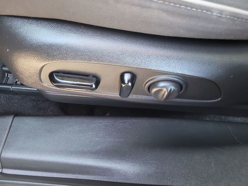 Used 2023 Chevrolet TrailBlazer LT w/ Convenience Package image 18